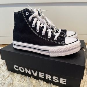 Chuck Taylor All Star Lift Hi Sneaker in Black & White